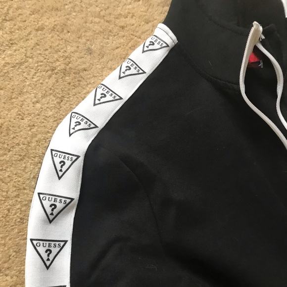 Guess track suit jacket - Picture 2 of 2